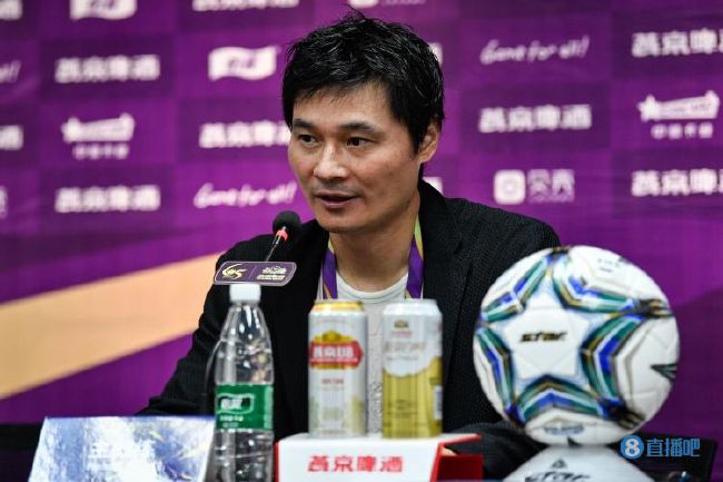 白衣小姐的闺房